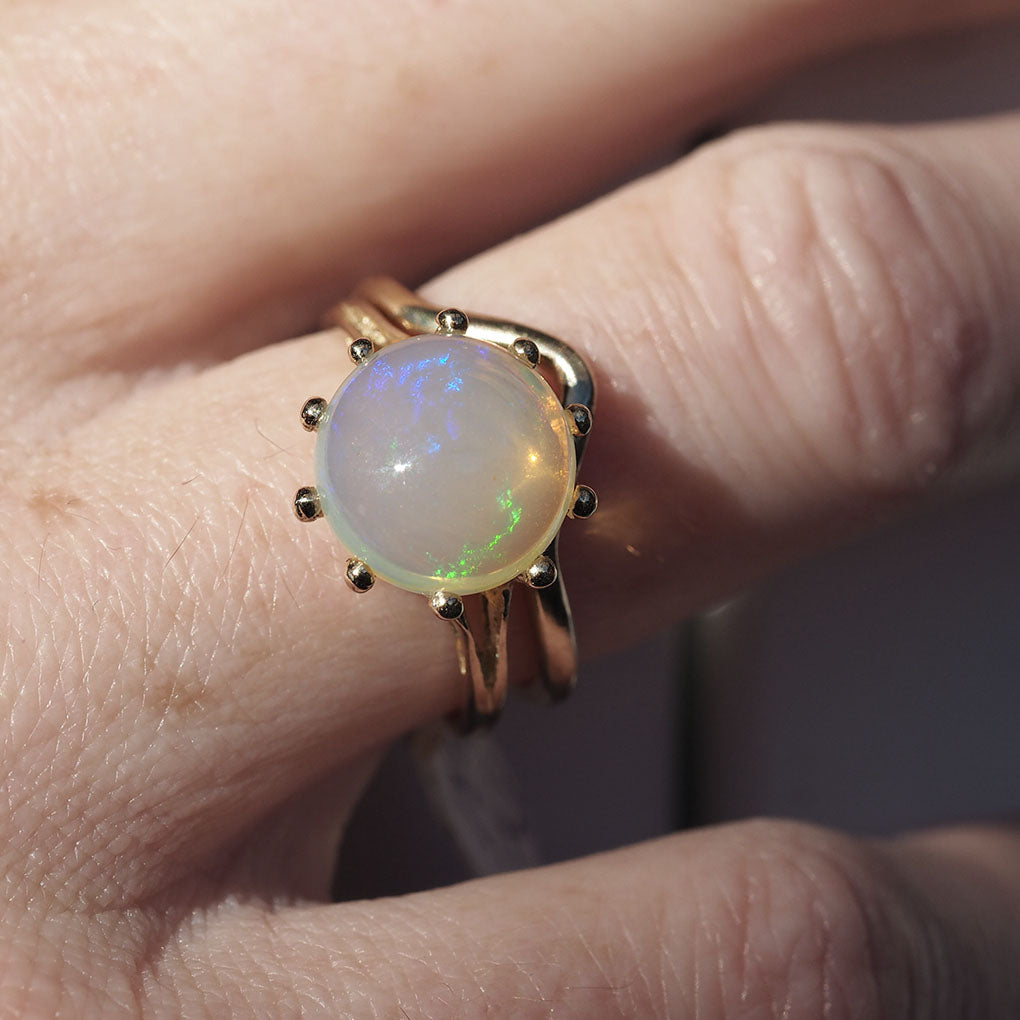 ct Vintage round Opal Solitaire ring - Main Image