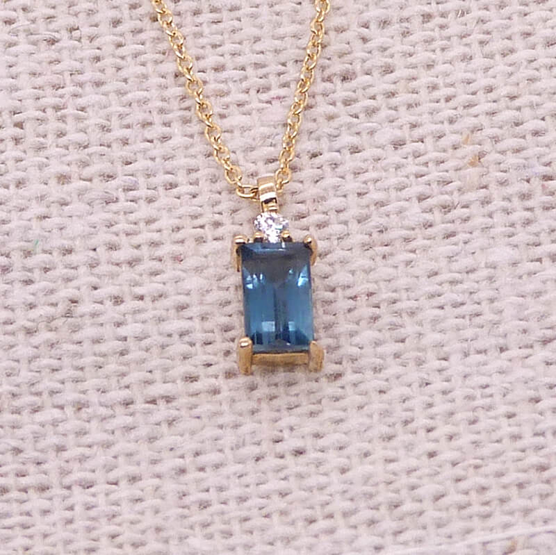 18K Princess London Blue  and white topaz necklace