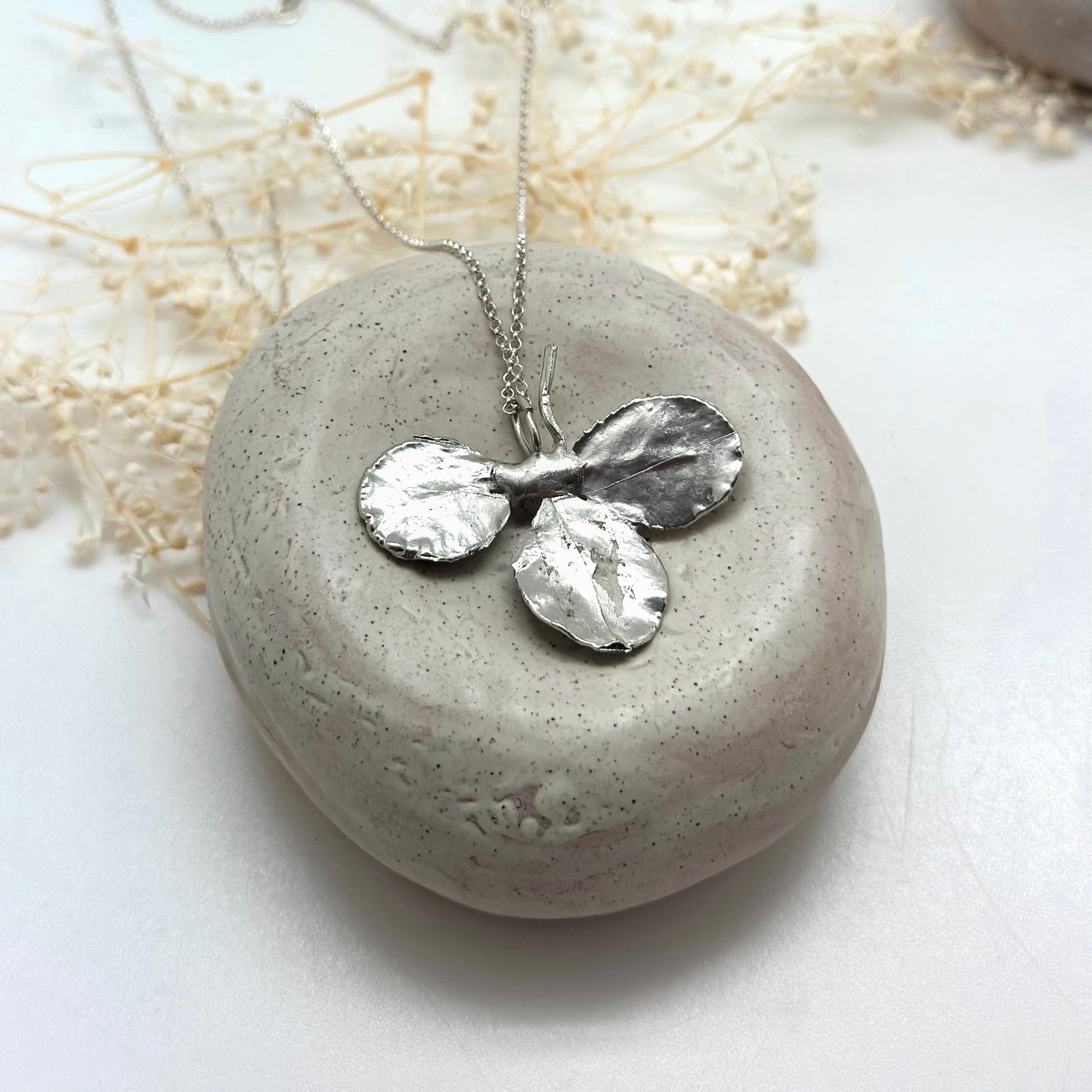 Clover leaf silver Necklace