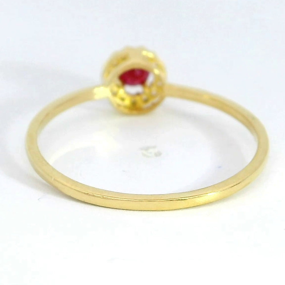 18K Gold 3 mm rubi and white topaz ring