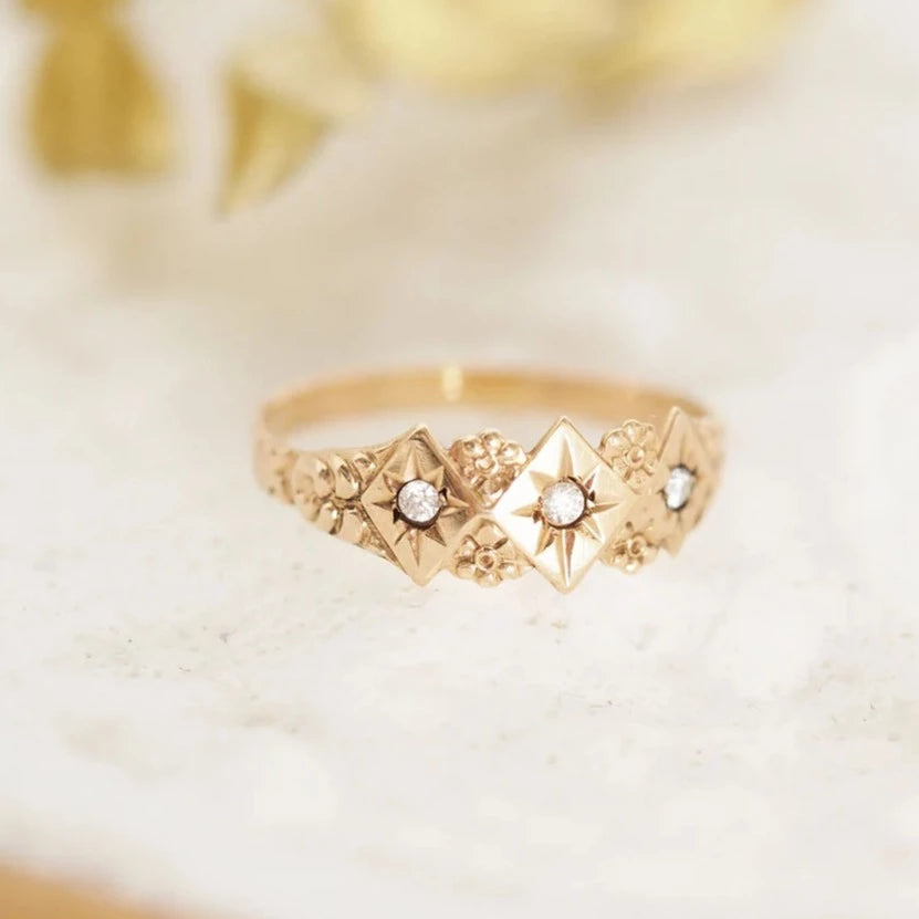 Antique Victorian 3 Diamond and Flowers Signet